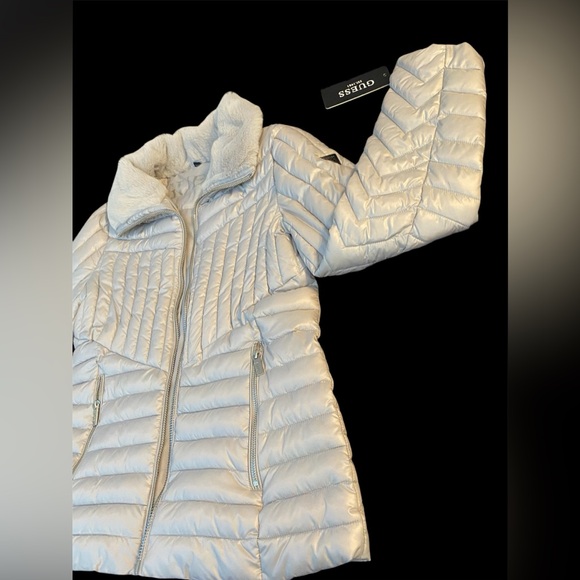 Guess Quilted Puffer Silver Jacket Fur Lined - Picture 3 of 16